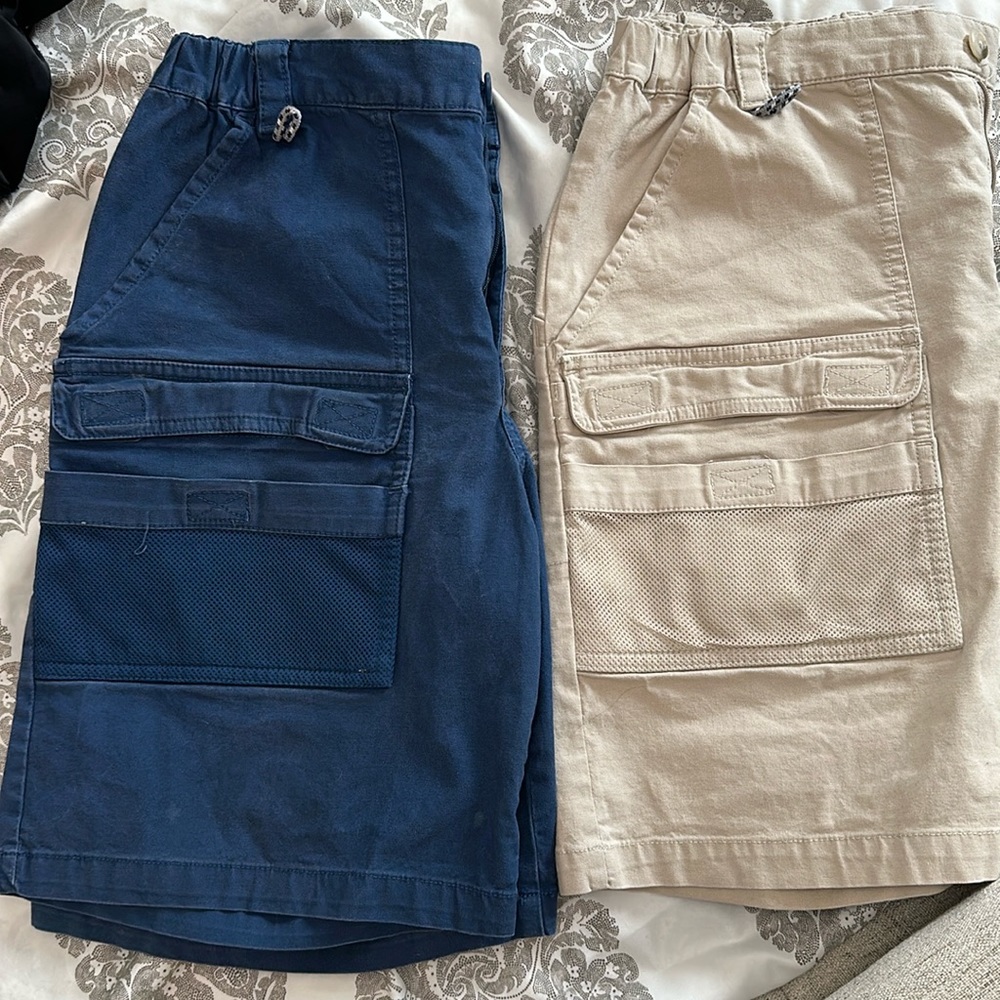 Boys Columbia PFG shorts.